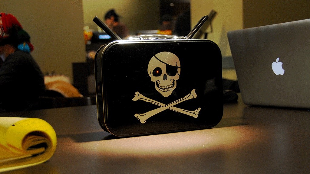piratebox-anonimnaya-sistema